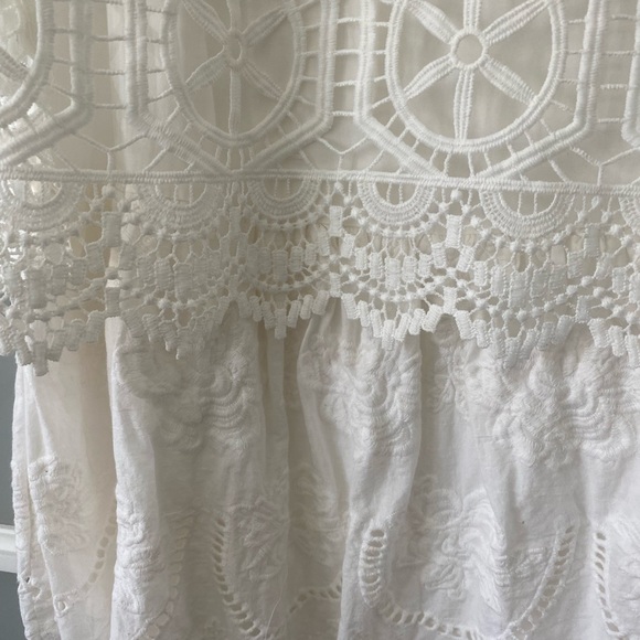 White ecru lace dress - Picture 4 of 7